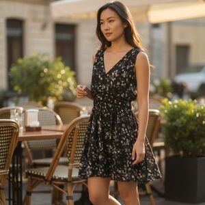Hot Topic Black Floral Women's Dress